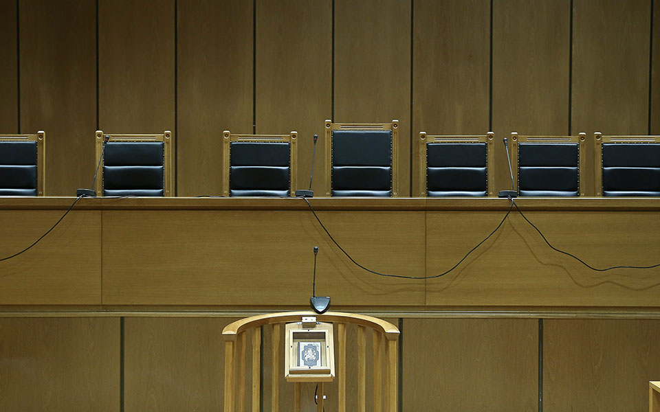 την-απαλλαγή-του-ντράμερ-που-δικάζετα-562449358