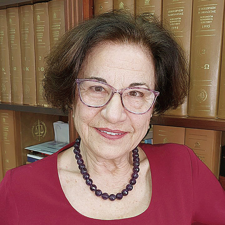 Κάλπες με όπλα, τσίπουρα και κάλτσες-3