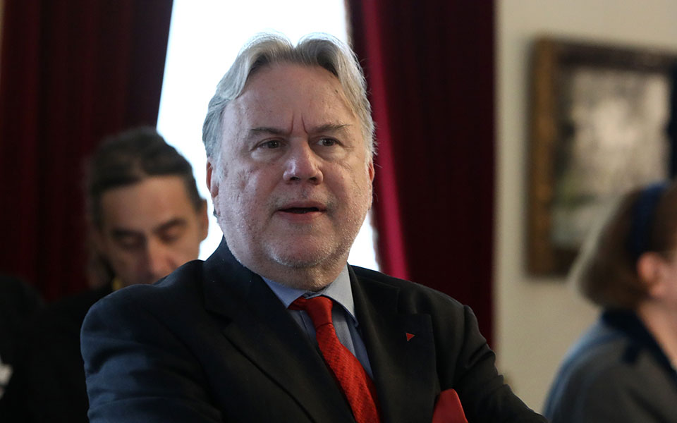 υπεσ-για-κατρούγκαλο-παραμένει-υποψή-562427257