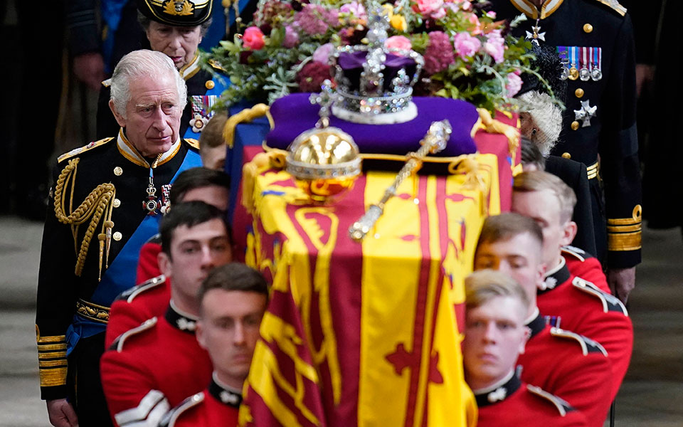 βρετανία-αποκαλύφθηκε-το-κόστος-της-κ-562427221