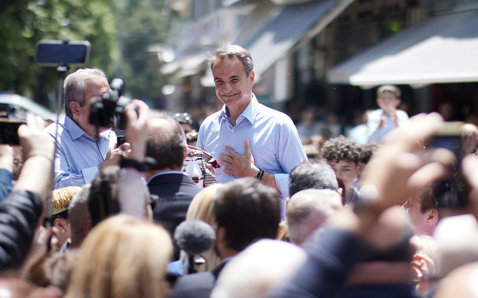 μητσοτάκης-να-δω-πώς-θα-πληρώνονται-οι-562425193