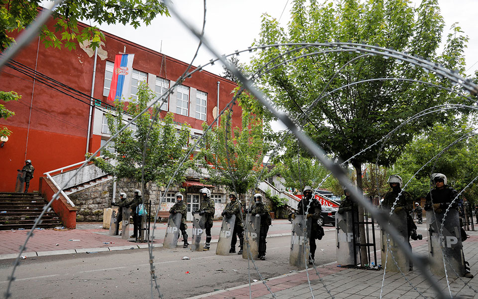 Κόσοβο: Νέα συγκέντρωση Σέρβων στα βόρεια – Σε επιφυλακή το ΝΑΤΟ-1