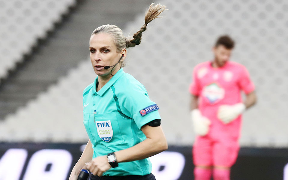 σφύριξε-κι-έληξε-562423600