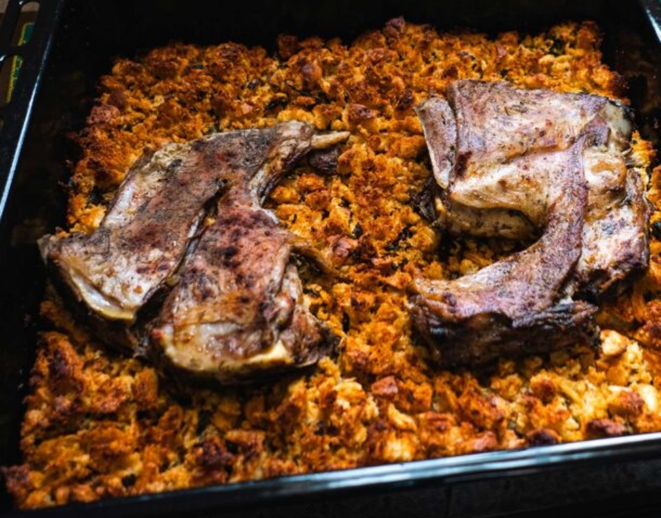 εβρίτικο-κουρμπάνι-αρνάκι-στο-ταψί-με-562399519
