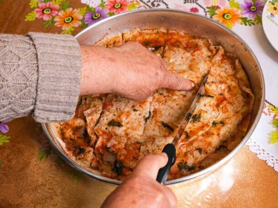 λαλαγγίτες-κρέπες-με-μαγιά-λουσμένες-562399501