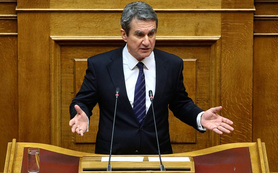 ανδρέας-λοβέρδος-αιχμαλωσίες-562422883