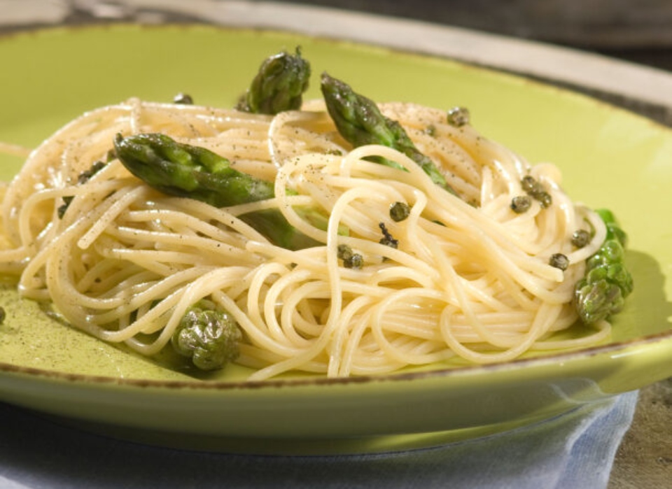 μακαρονάδα-με-σπαράγγια-562428271