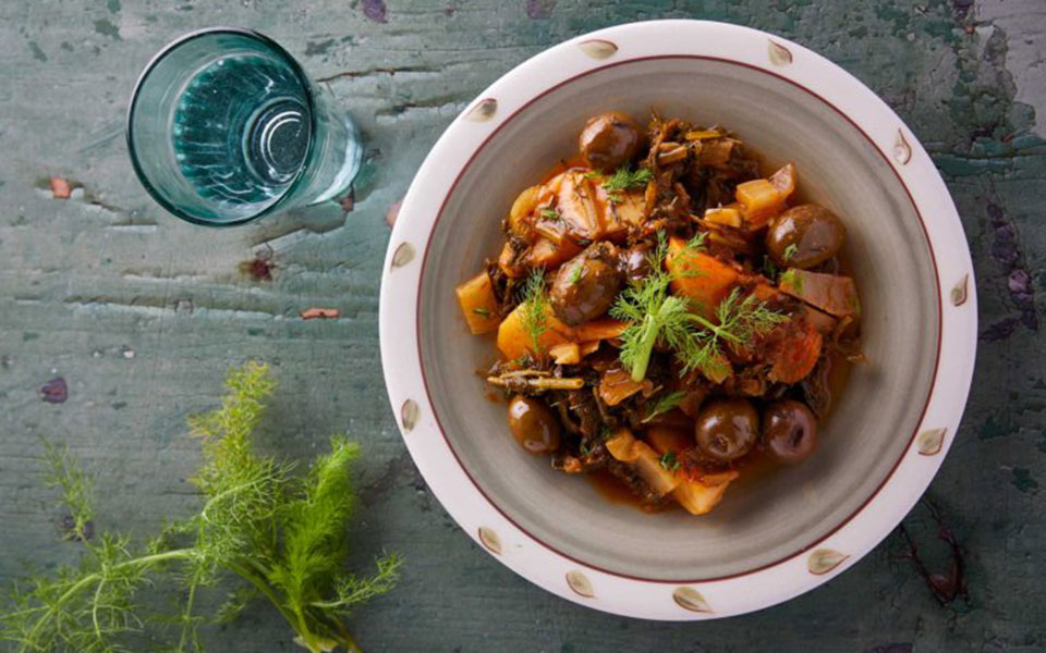 μάραθα-τσιγαριαστά-με-τσακιστοελιές-562407493