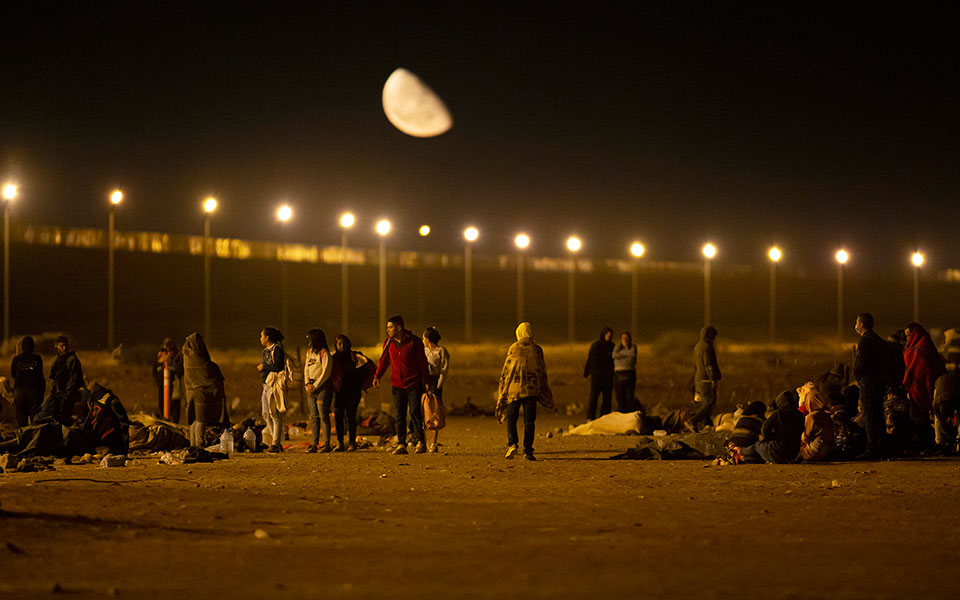 ΗΠΑ-Μεξικό: Χάος στα σύνορα – Ωρολογιακή βόμβα το μεταναστευτικό-1