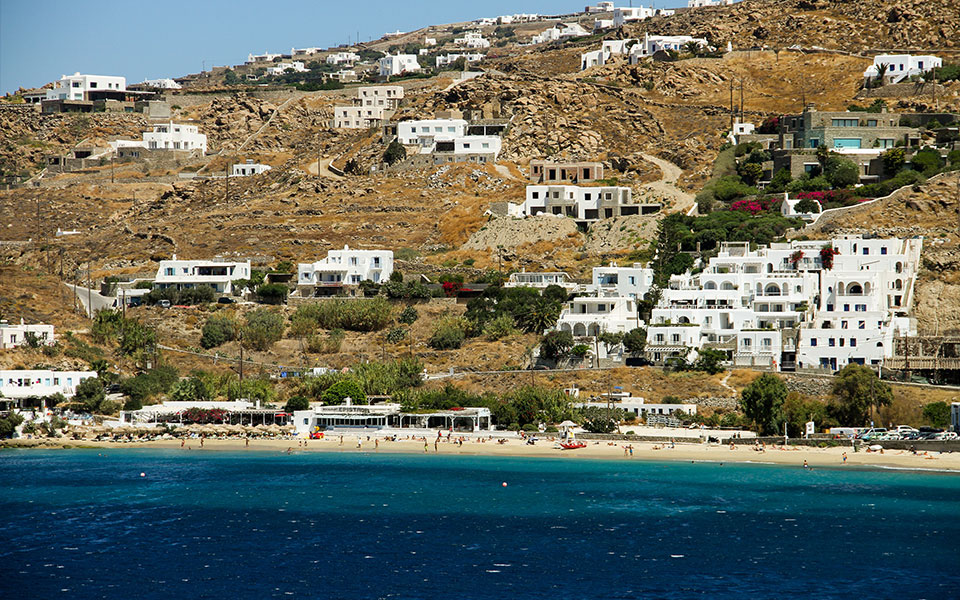 μύκονος-συλλήψεις-πέντε-ατόμων-στην-π-562399588