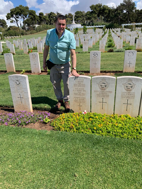 «Αν έπρεπε να θυσιαστεί για την ελευθερία, τότε η Ελλάδα ήταν το κατάλληλο μέρος»-5