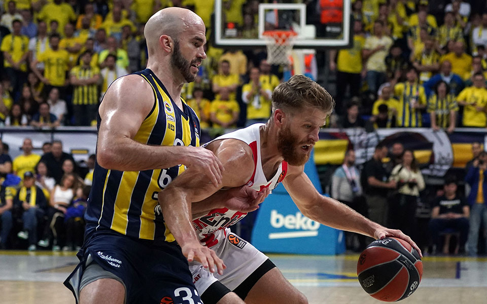 στον-τελικό-του-σεφ-θα-κριθεί-το-final-4-562405375