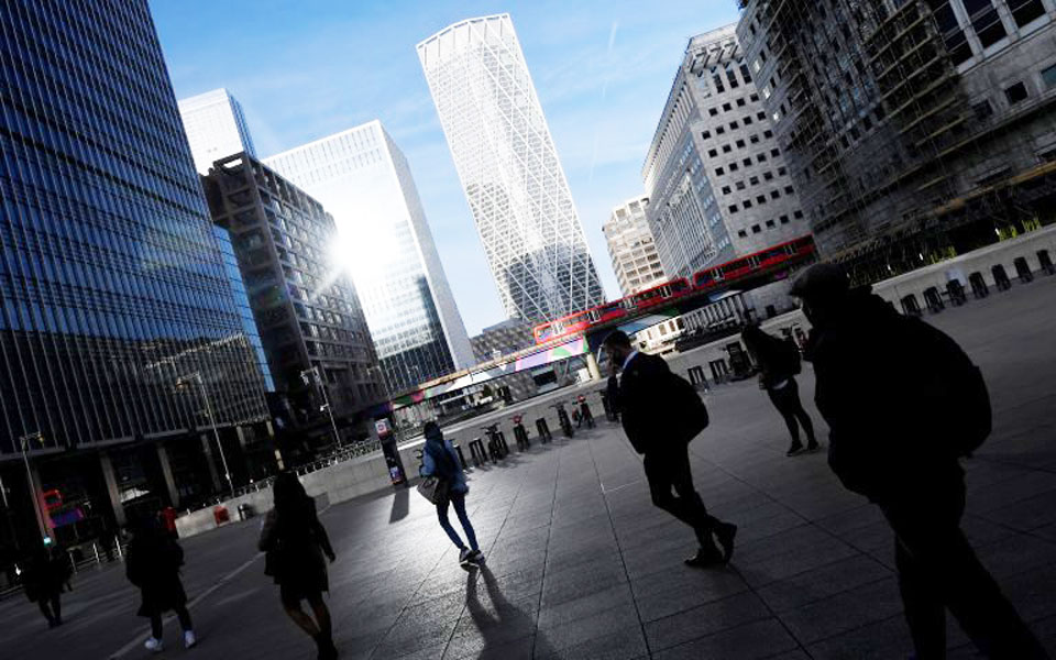 από-την-αισιοδοξία-στον-ρεαλισμό-562424686