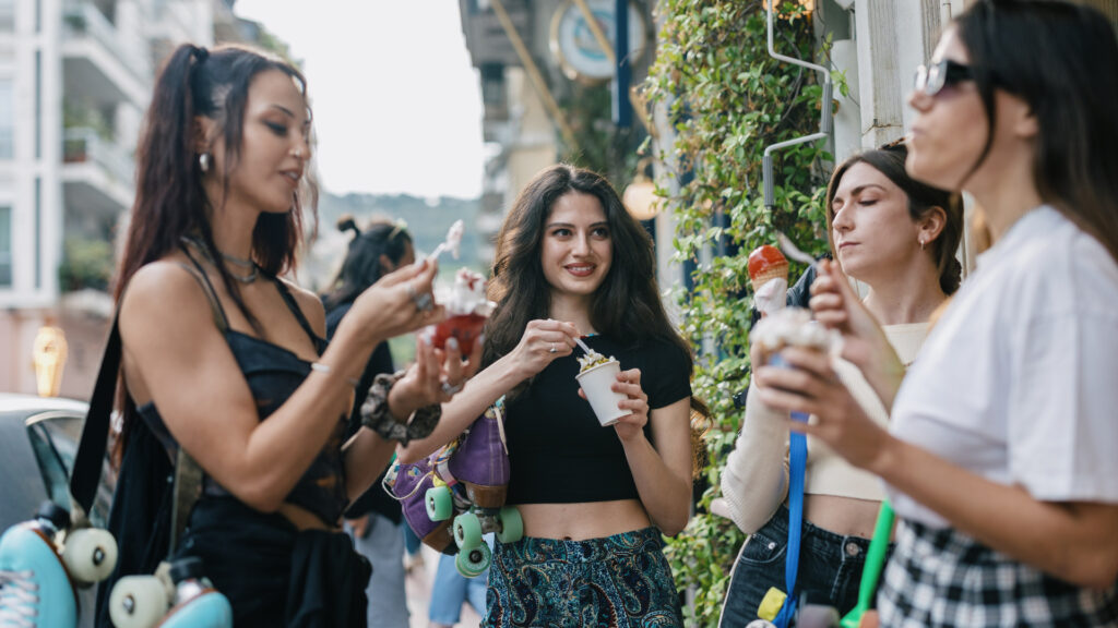 μια-foodie-βόλτα-στην-αθήνα-με-τα-κορίτσια-απ-562448977