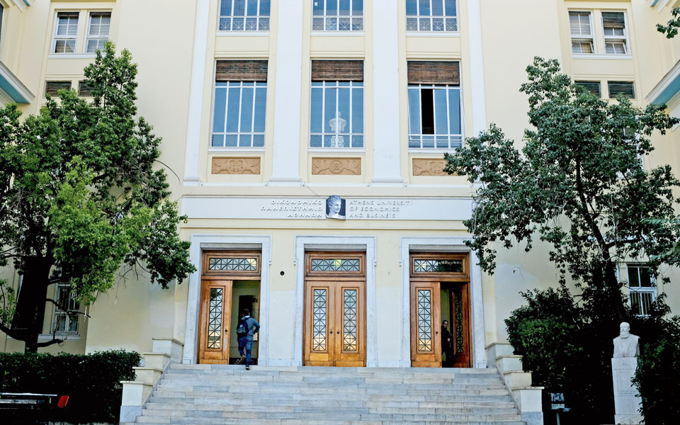 μήπως-είμαστε-ηλίθιοι-και-δεν-το-ξέρου-562419433