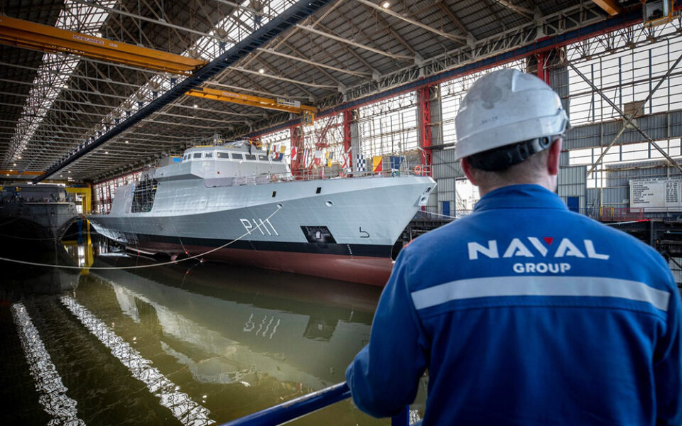 έναρξη-δραστηριότητας-για-τη-θυγατρι-562423174