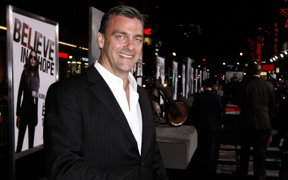 πέθανε-ο-ηθοποιός-ρέι-στίβενσον-562436098