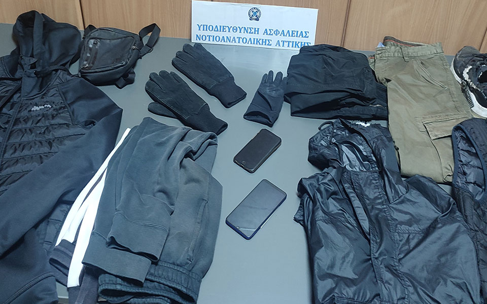 Βίντεο ντοκουμέντο από τη δράση συμμορίας που λήστευε πρατήρια καυσίμων στα Νότια Προάστια-1