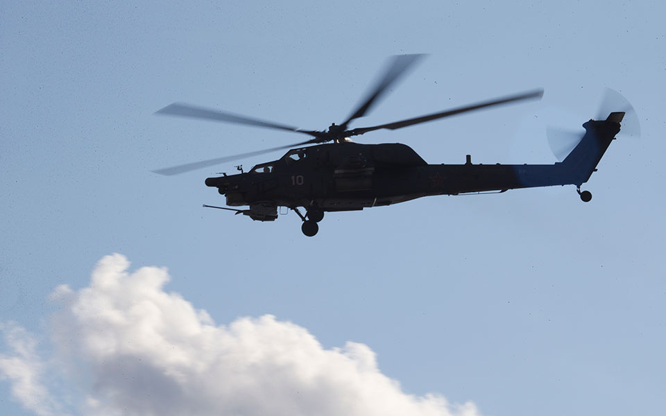 ρωσία-στρατιωτικό-ελικόπτερο-συνετρ-562416940