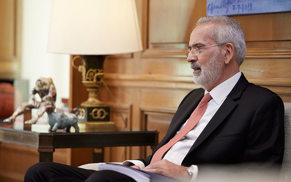 η-επιστολή-μητσοτάκη-στον-υπηρεσιακό-562440241