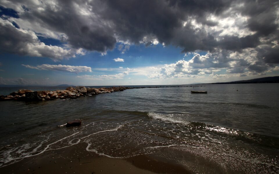 αστατος-και-σήμερα-ο-καιρός-πού-αναμέ-562431313
