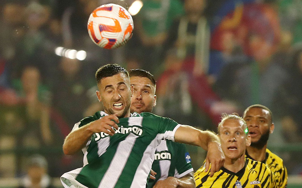 σούπερ-λίγκ-1-στην-κόψη-του-ξυραφιού-562397761