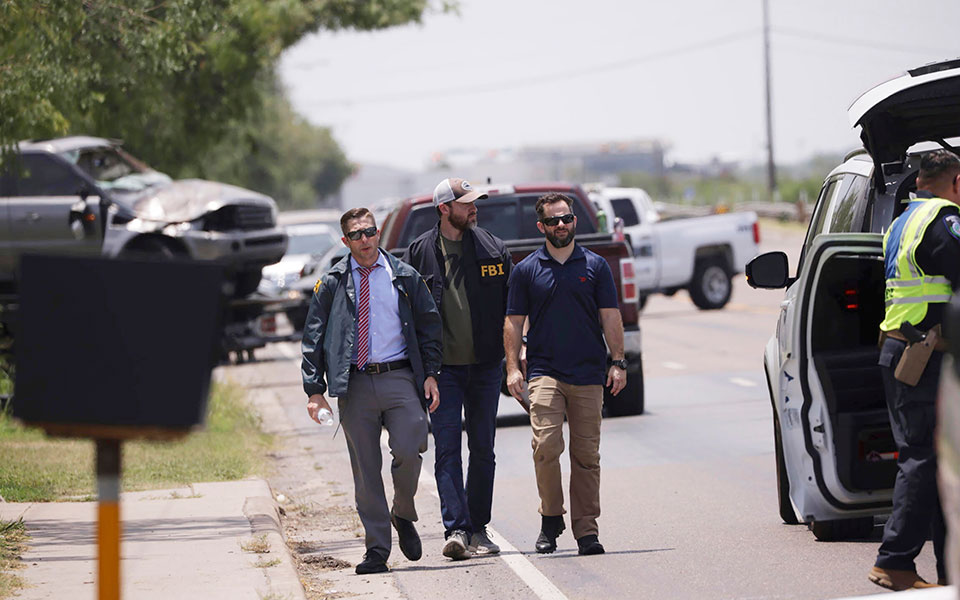 Τέξας: Αυτοκίνητο έπεσε πάνω σε πεζούς – Τουλάχιστον επτά νεκροί, συνελήφθη ο οδηγός-1