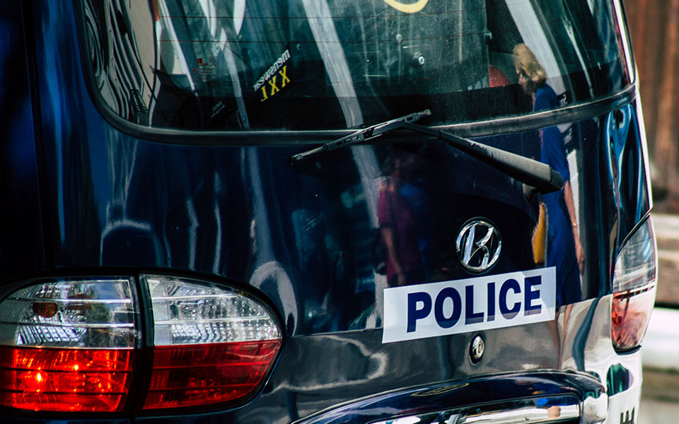 θρακομακεδόνες-αντιμέτωπος-με-ληστή-562439338