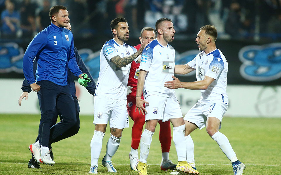 ζόραν-τόσιτς-από-πουλέν-του-σερ-αλεξ-562422664