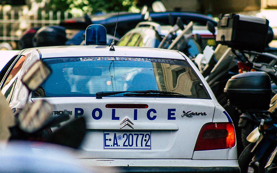 χειροπέδες-σε-56χρονο-τούρκο-που-αναζητ-562424494