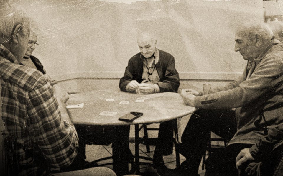 δηλωτή-μεζέδες-και-πολιτική-μια-μικρή-562413109