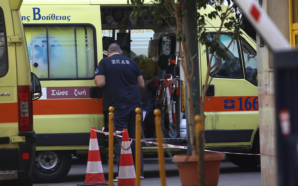 θεσσαλονίκη-παρέσυρε-78χρονο-και-τον-εγ-562409917