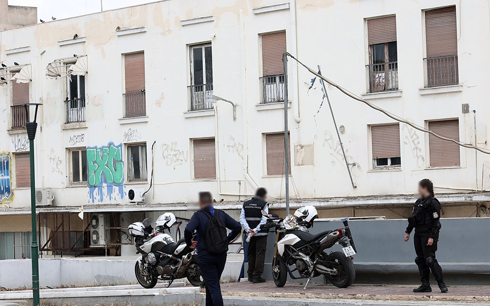 Νεκρή γυναίκα στη Βαρβάκειο: Το στοιχείο που «δείχνει» ληστεία – Τι εξετάζει η ΕΛ.ΑΣ.-1