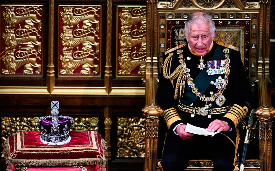 πάνω-από-2-200-προσκεκλημένοι-στην-τελετή-562396987