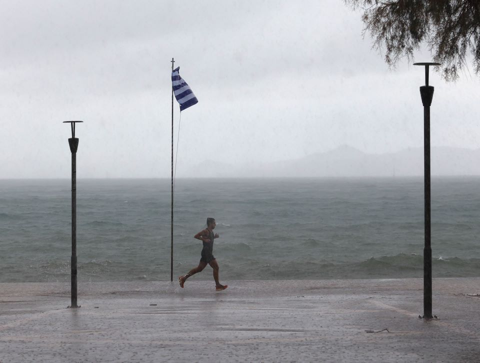 καιρός-βροχές-και-καταιγίδες-σήμερα-562453414