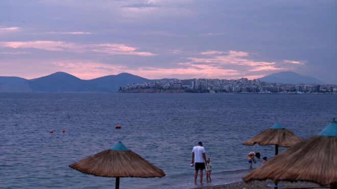καιρός-γενικά-αίθριος-με-περαιτέρω-άν-562469701