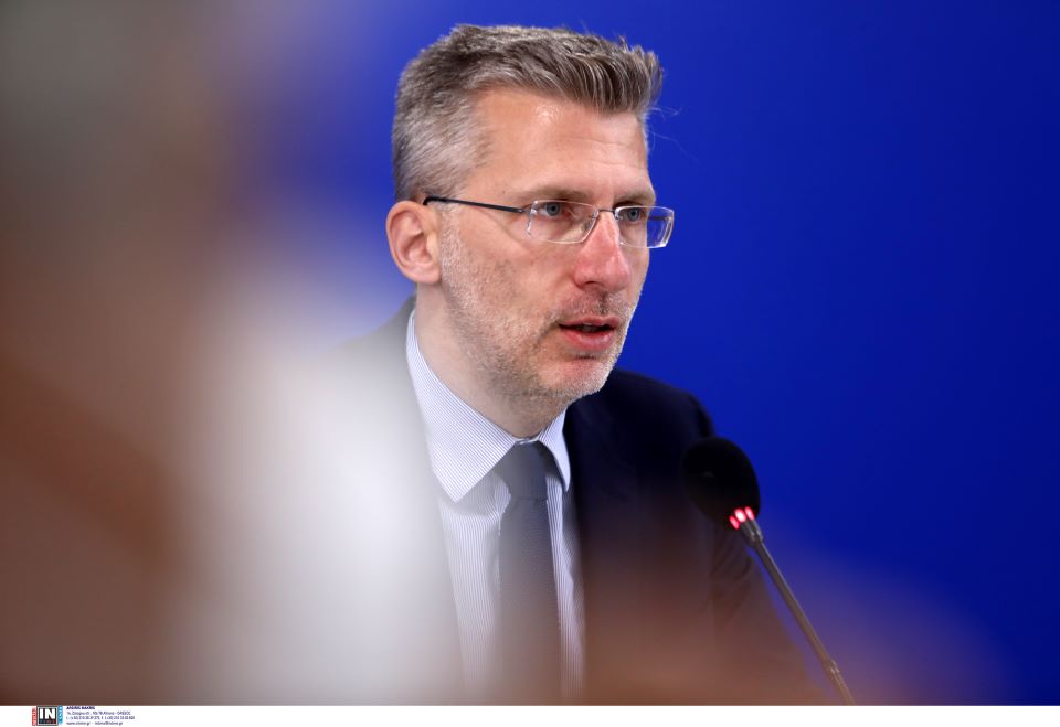 σκέρτσος-για-συριζα-πάτησε-την-κόκκι-562464967