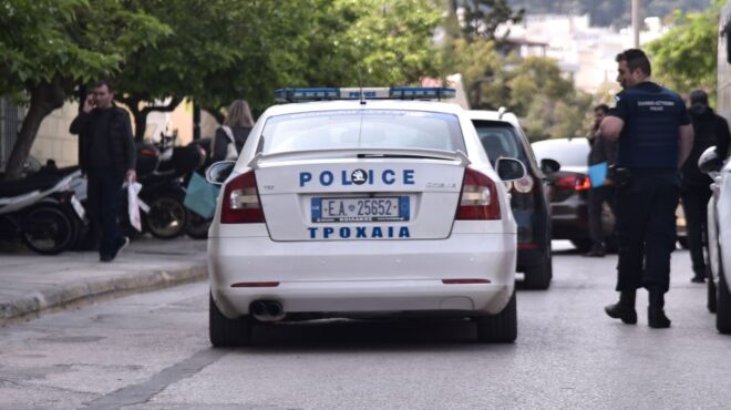 τροχαίο-στη-λ-βουλιαγμένης-ηλικιωμέν-562469788