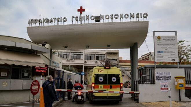 σε-μεθ-4χρονη-την-οποία-δάγκωσε-φίδι-π-562494697