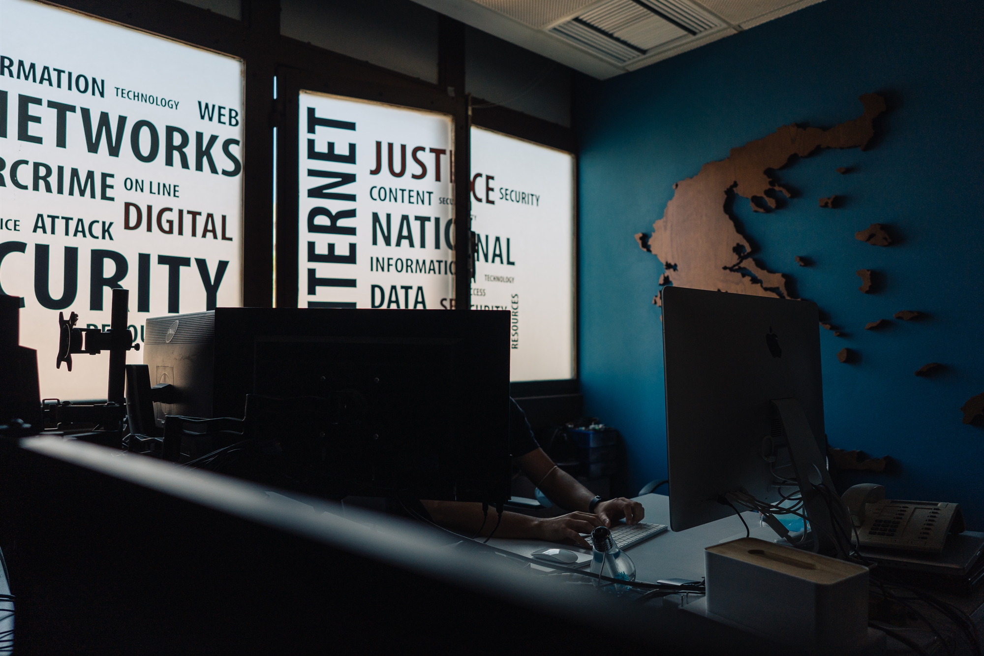 ελ-ασ-πανελλαδική-επιχείρηση-κατά-δικ-562451869