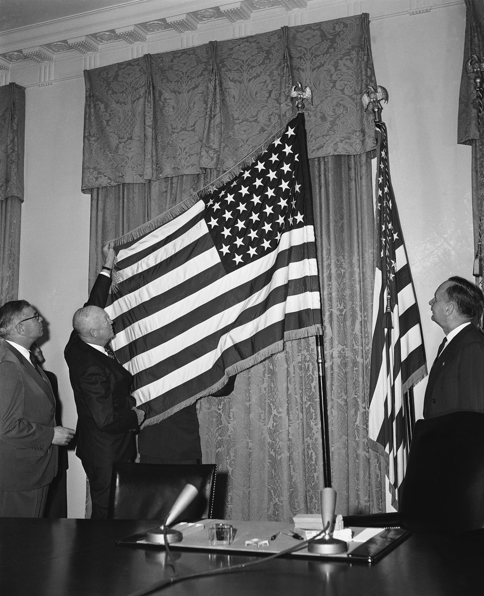 ΝΤ. Αϊζενχάουερ: Μετριοπαθής και στρατηγικός νους-12