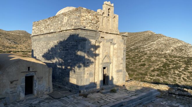 επιστροφή-στη-σίκινο-για-την-ομορφιά-τ-562493338