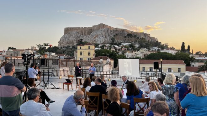 κάθε-σάββατο-στην-αθήνα-ένα-reunion-των-ερ-562475899