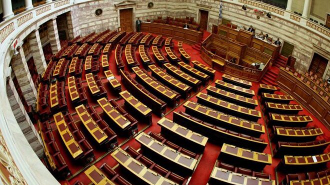 θεωρείο-οκτώ-ή-έξι-κόμματα-562471963