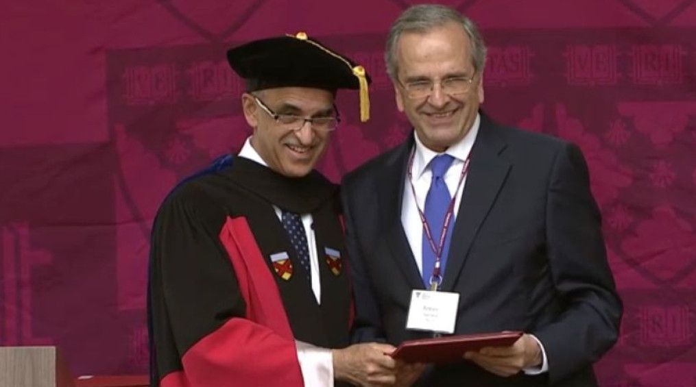 μια-ξεχωριστή-τιμή-από-το-χάρβαρντ-για-562452460