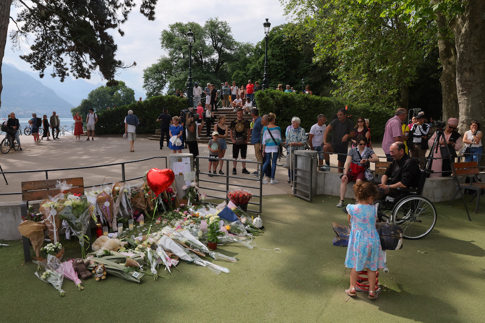 γαλλία-ανεσί-κρίσιμη-αλλά-σταθερή-η-562461985