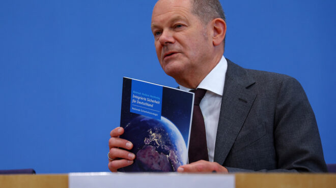 γερμανία-εταίρος-ανταγωνιστής-και-σ-562470274