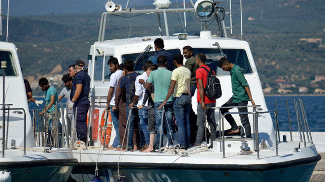 θεωρείο-πολιτικός-αχταρμάς-562477081