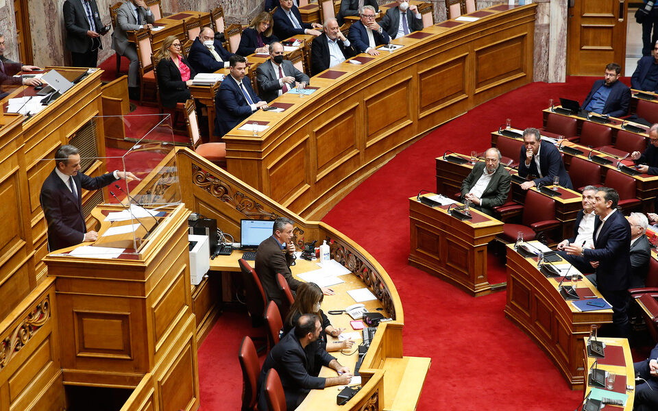 τα-μονοπώλια-και-οι-κίνδυνοί-τους-562464517