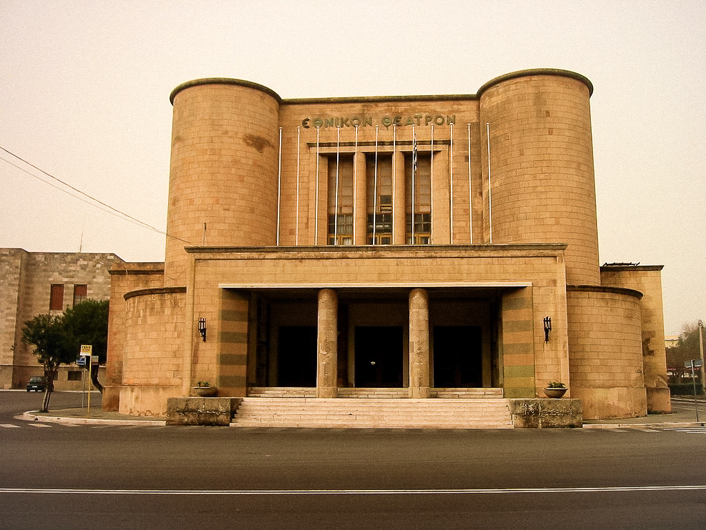 Το επιβλητικό Εθνικό Θέατρο της Ρόδου σε νέα εποχή-1